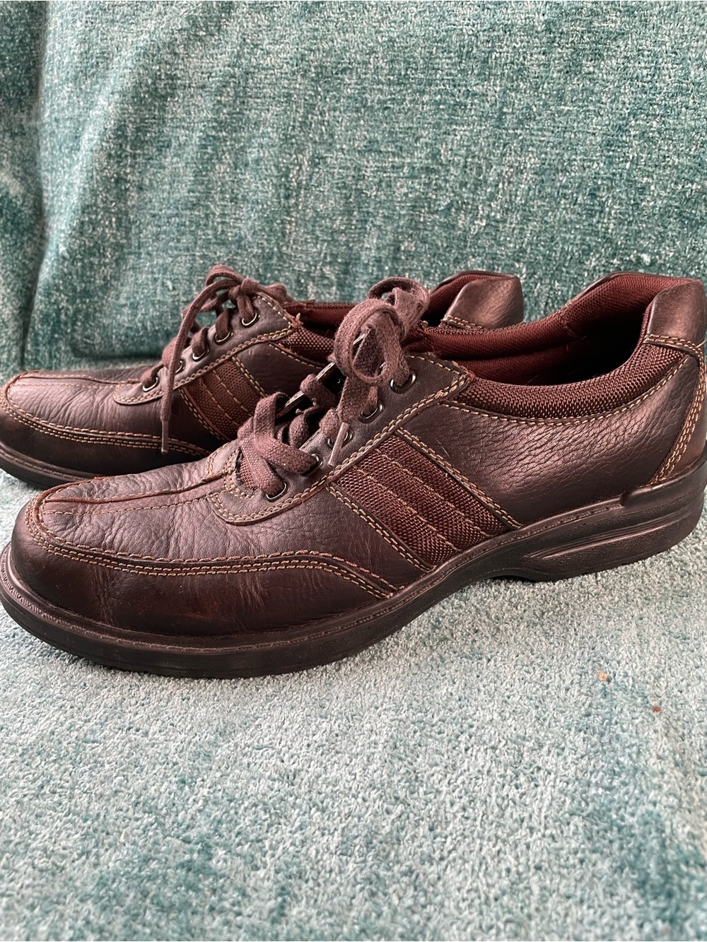 Nice Clarks Men's Dark Brown Leather Lace-Up Oxfords/Shoes, Sz 10.5! 🍁
